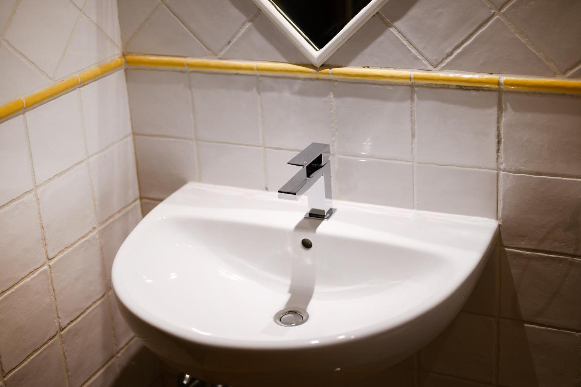 Sant'ambrogio Comfort Apartamento *